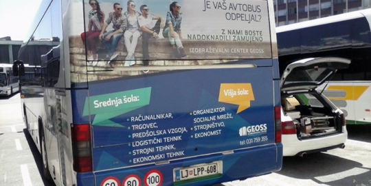 Oglaševanje na avtobusih | Sms Marketing d.o.o. | Oglas na zadnjem delu avtobusa - Geoss