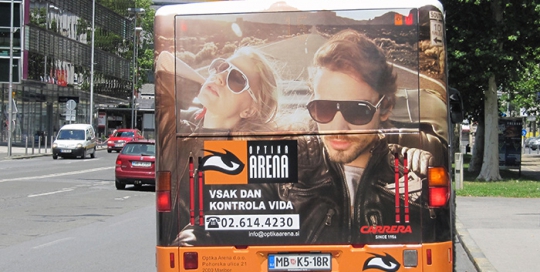 Oglaševanje na avtobusih | Sms Marketing d.o.o. | Oglas na zadnjem delu avtobusa - Optika Arena