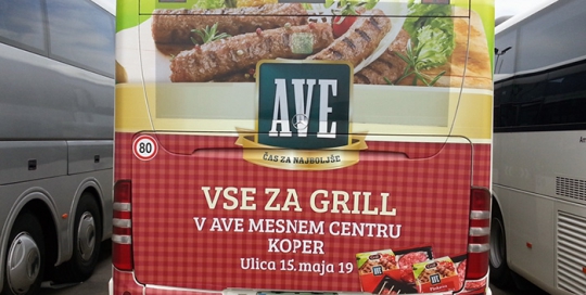 Oglaševanje na avtobusih | Sms Marketing d.o.o. | Oglas na zadnjem delu avtobusa - Ave