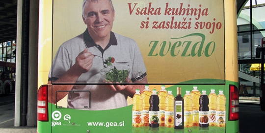 Oglaševanje na avtobusih | Sms Marketing d.o.o. | Oglas na zadnjem delu avtobusa - Gea