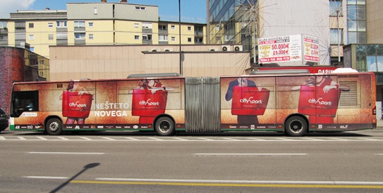 Oglaševanje na avtobusih | Sms Marketing d.o.o. | Oglas na avtobusu - celi avtobus - Citypark